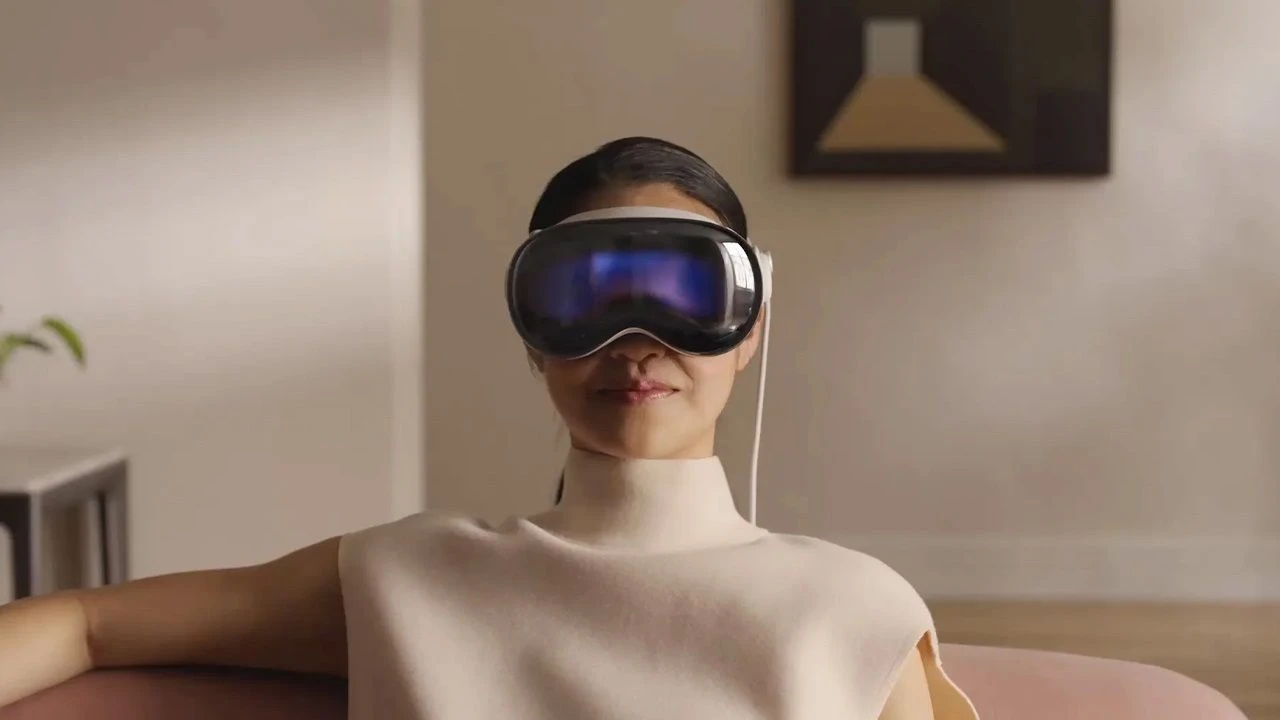 apple-vision-proyu-daha-fazla-ulkede-satmaya-basliyor-listede-turkiye-var-mi-0-XxtcyBGe Apple, Vision Pro’yu daha fazla ülkede satmaya başlıyor! Listede Türkiye var mı?