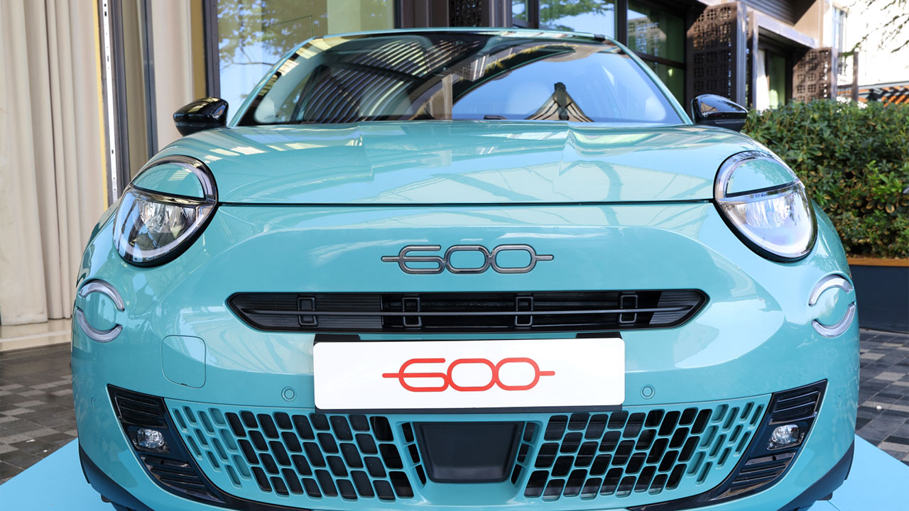 artik-daha-guclu-yeni-fiat-600e-turkiyede-satisa-cikti-1-BgTTvbl5 Artık daha güçlü: Yeni Fiat 600e, Türkiye’de satışa çıktı!