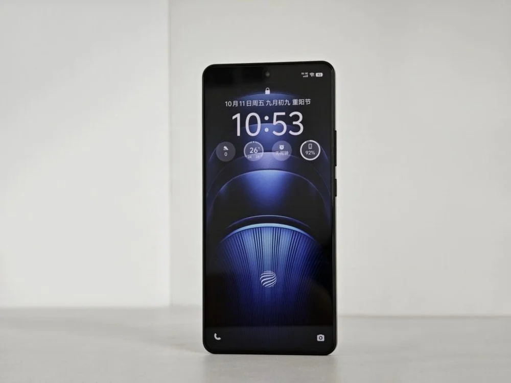 redmi-k80-kanli-canli-goruldu-iste-tasarimi-0-zHs7w179 Redmi K80 kanlı canlı görüldü! İşte tasarımı