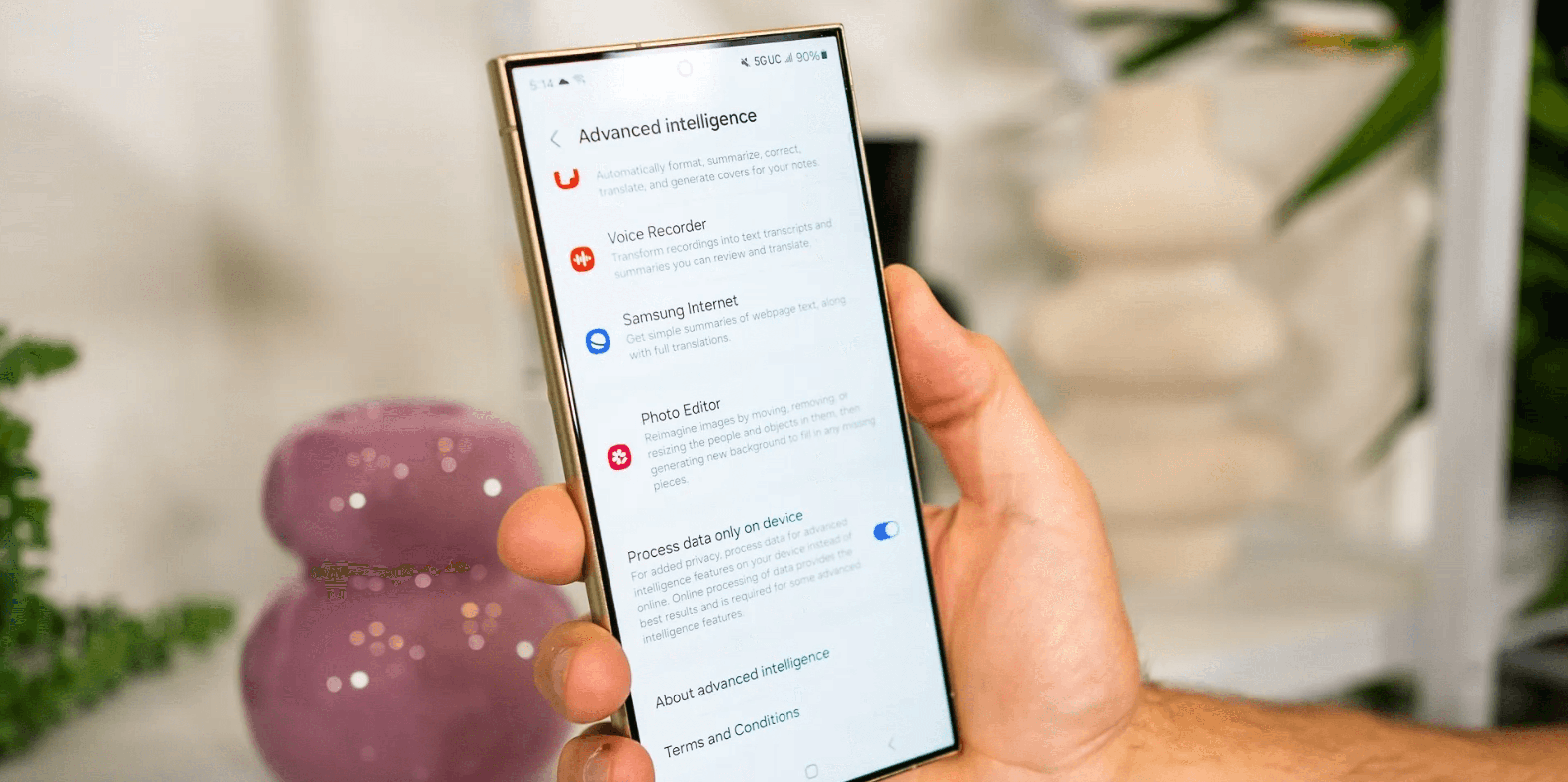 samsung-akilli-telefon-tarihinde-olmayan-bir-yenilik-planliyor-0-yvJLPAtN Samsung, akıllı telefon tarihinde olmayan bir yenilik planlıyor!
