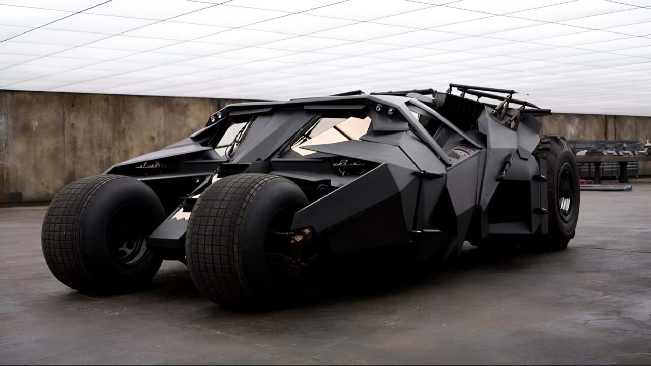 batmanin-meshur-araci-gercek-oldu-fiyati-dudak-ucuklatti-0-d8qbi5eL Batman’in meşhur aracı gerçek oldu! Fiyatı dudak uçuklattı