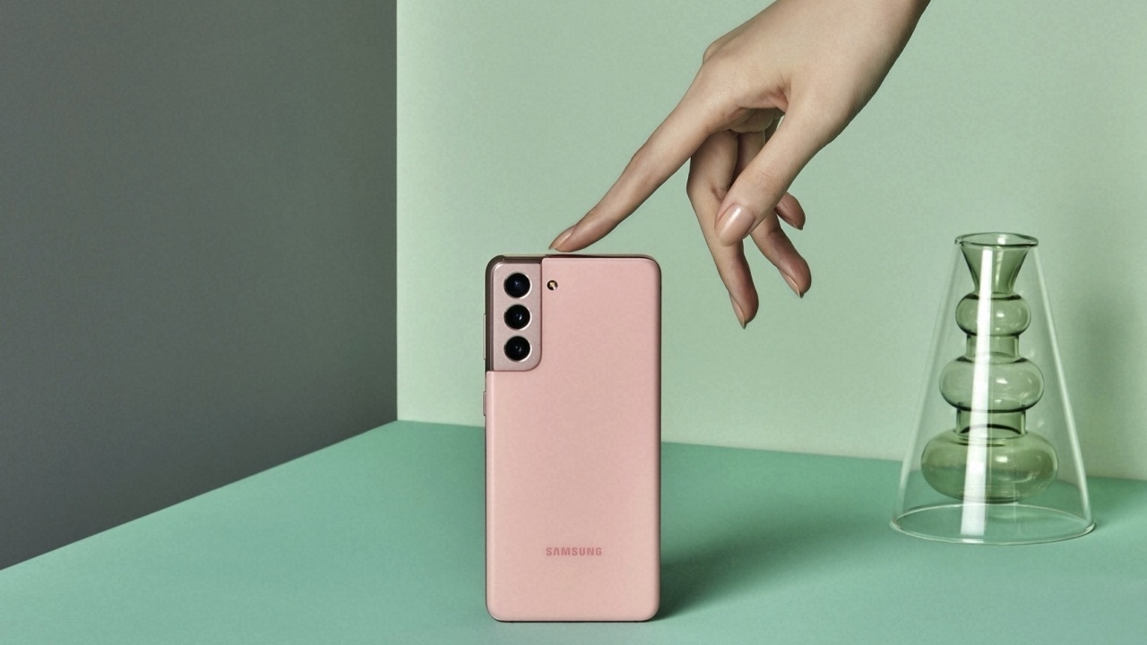 samsungdan-taninan-modele-guvenlik-aciklarini-gideren-guncelleme-0-N1nUFmYF Samsung’dan tanınan modele güvenlik açıklarını gideren güncelleme!