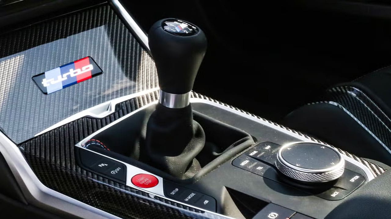 bmw-sinirli-sayida-uretilecek-m2-turboyu-tanitti-1-EAamAzy6 BMW sınırlı sayıda üretilecek M2 Turbo’yu tanıttı!