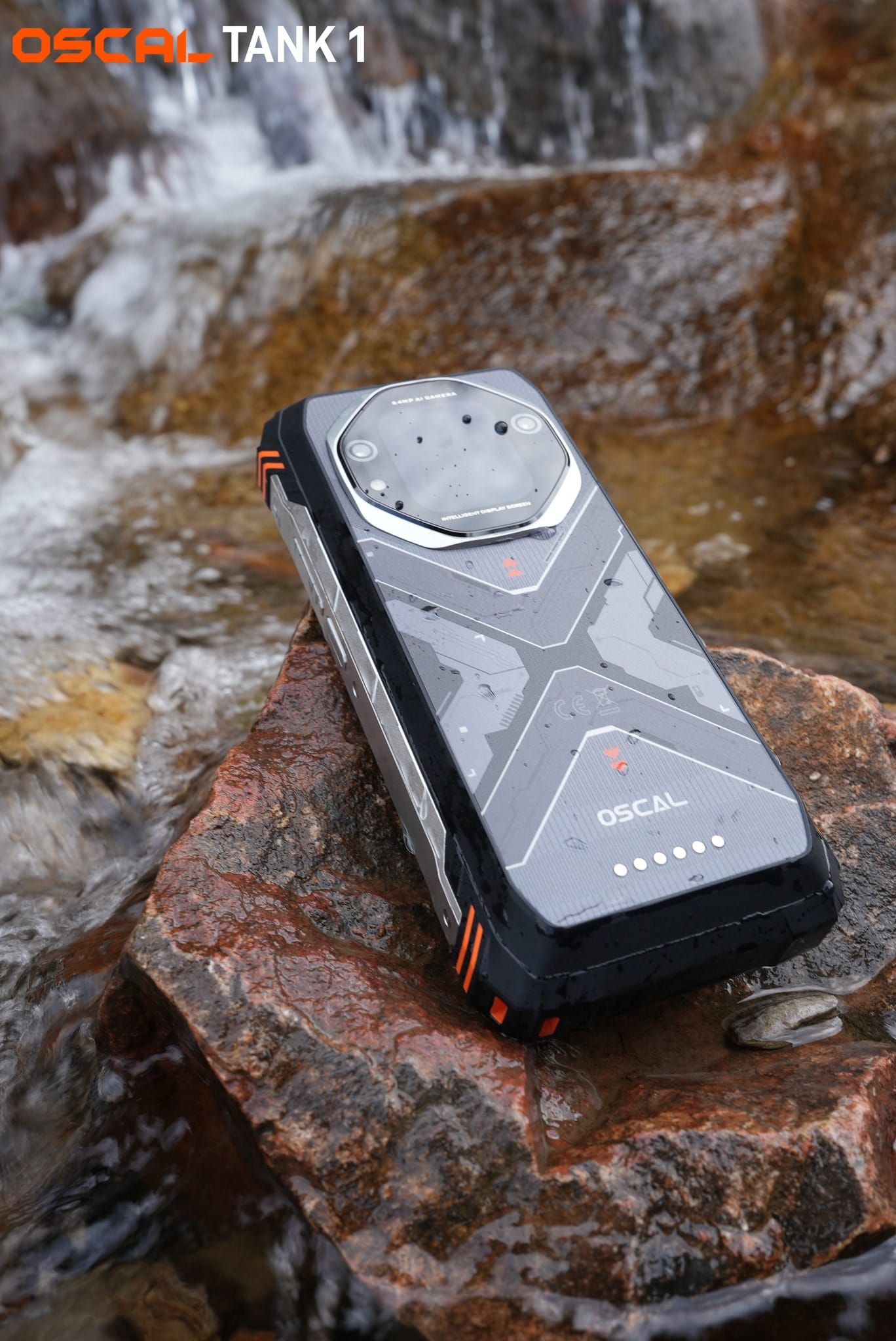 devasa-bataryali-ve-zirh-kaplamali-tank-telefon-2-4ebwmSzk Devasa bataryalı ve zırh kaplamalı “Tank” telefon!