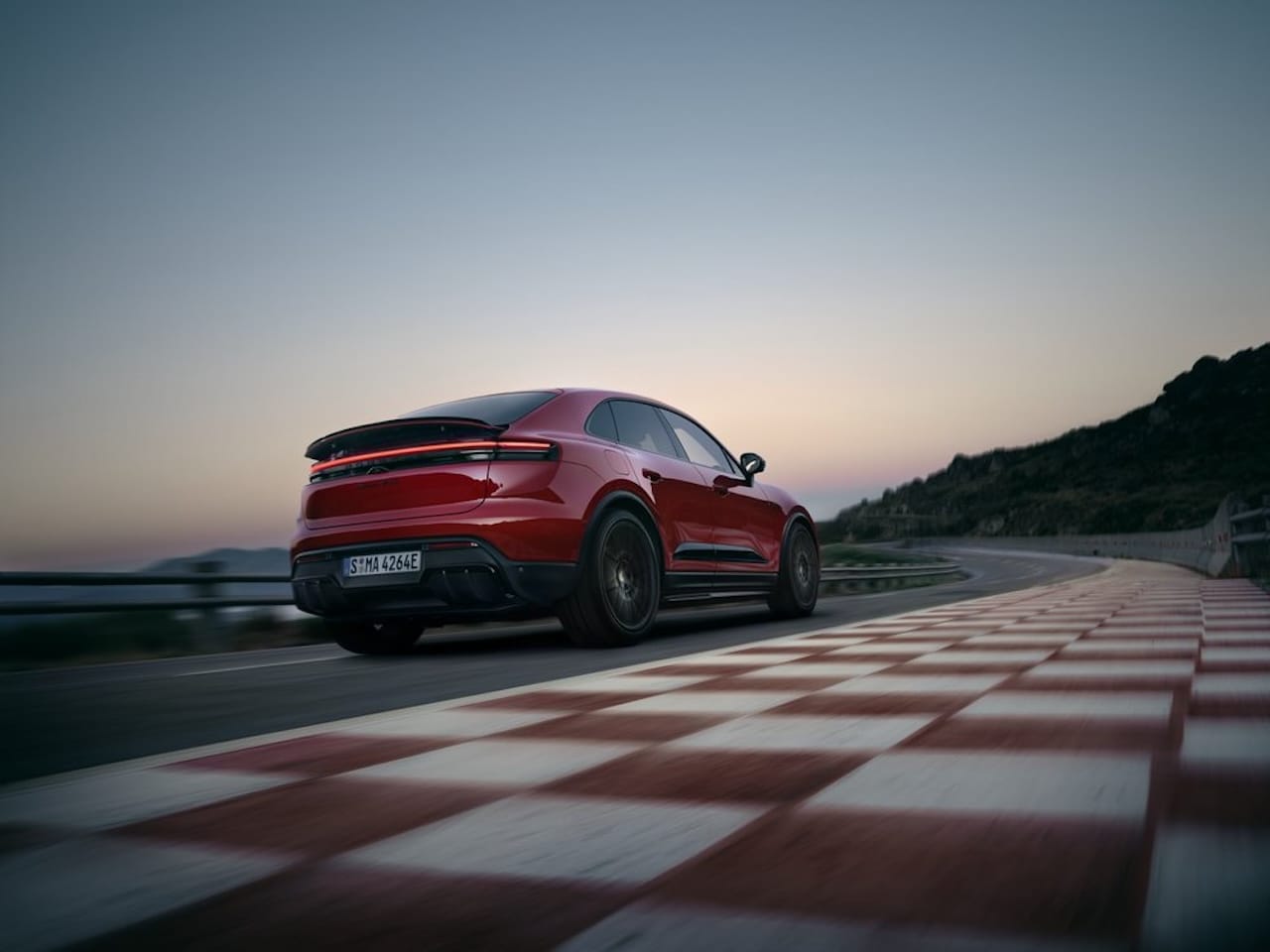 elektrikli-porsche-macan-gts-ile-performans-yeniden-tanimlaniyor-7-eW9sNfTH Elektrikli Porsche Macan GTS ile performans yeniden tanımlanıyor