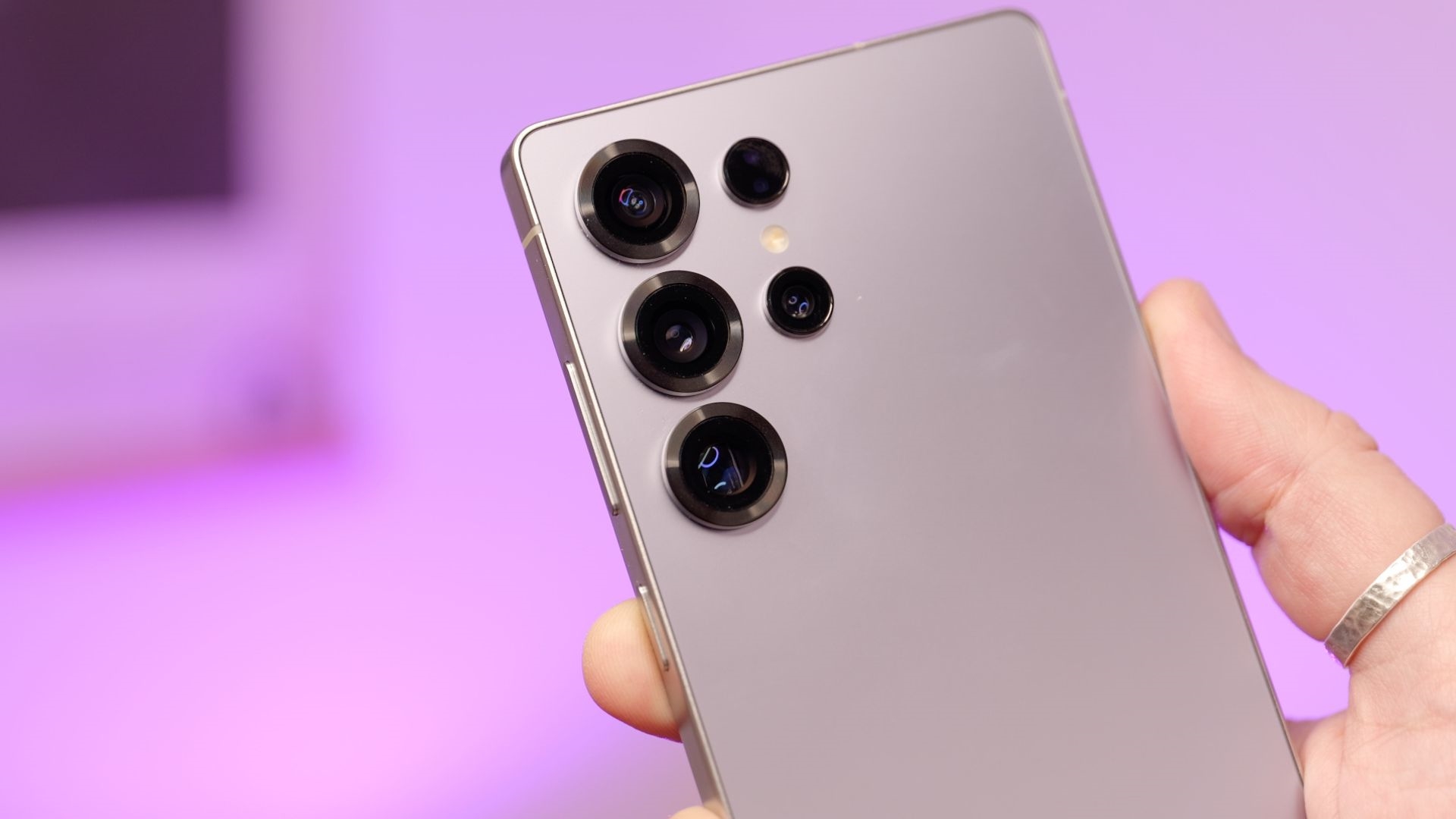 samsung-galaxy-s26-serisini-dogruladi-exynos-2600-ve-ai-odakli-yenilikler-yolda-0-mM2mRMaq Samsung Galaxy S26 serisini doğruladı: Exynos 2600 ve AI odaklı yenilikler yolda