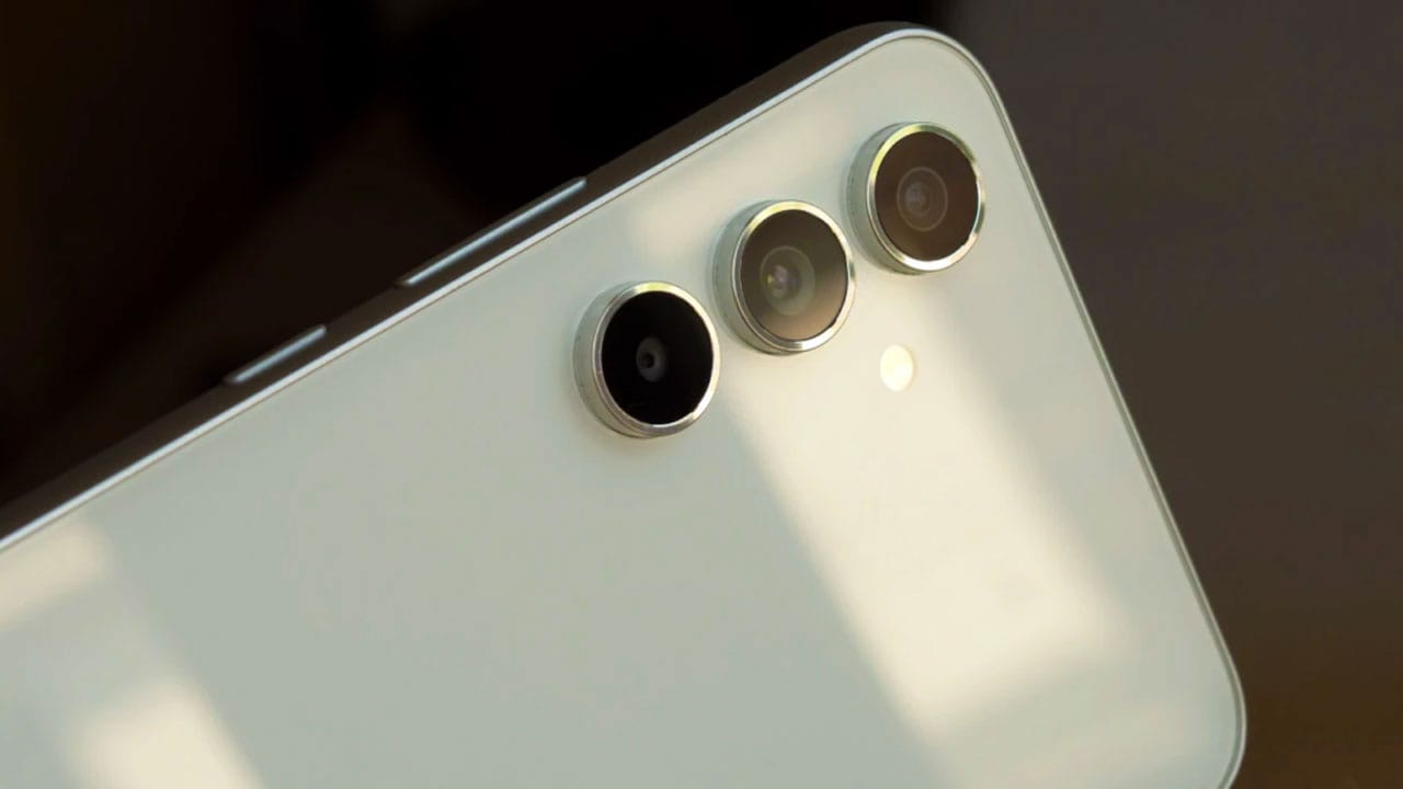 samsungdan-sekiz-modele-one-ui-8-guncellemesi-0-FawErjSK Samsung’dan sekiz modele One UI 8 güncellemesi!