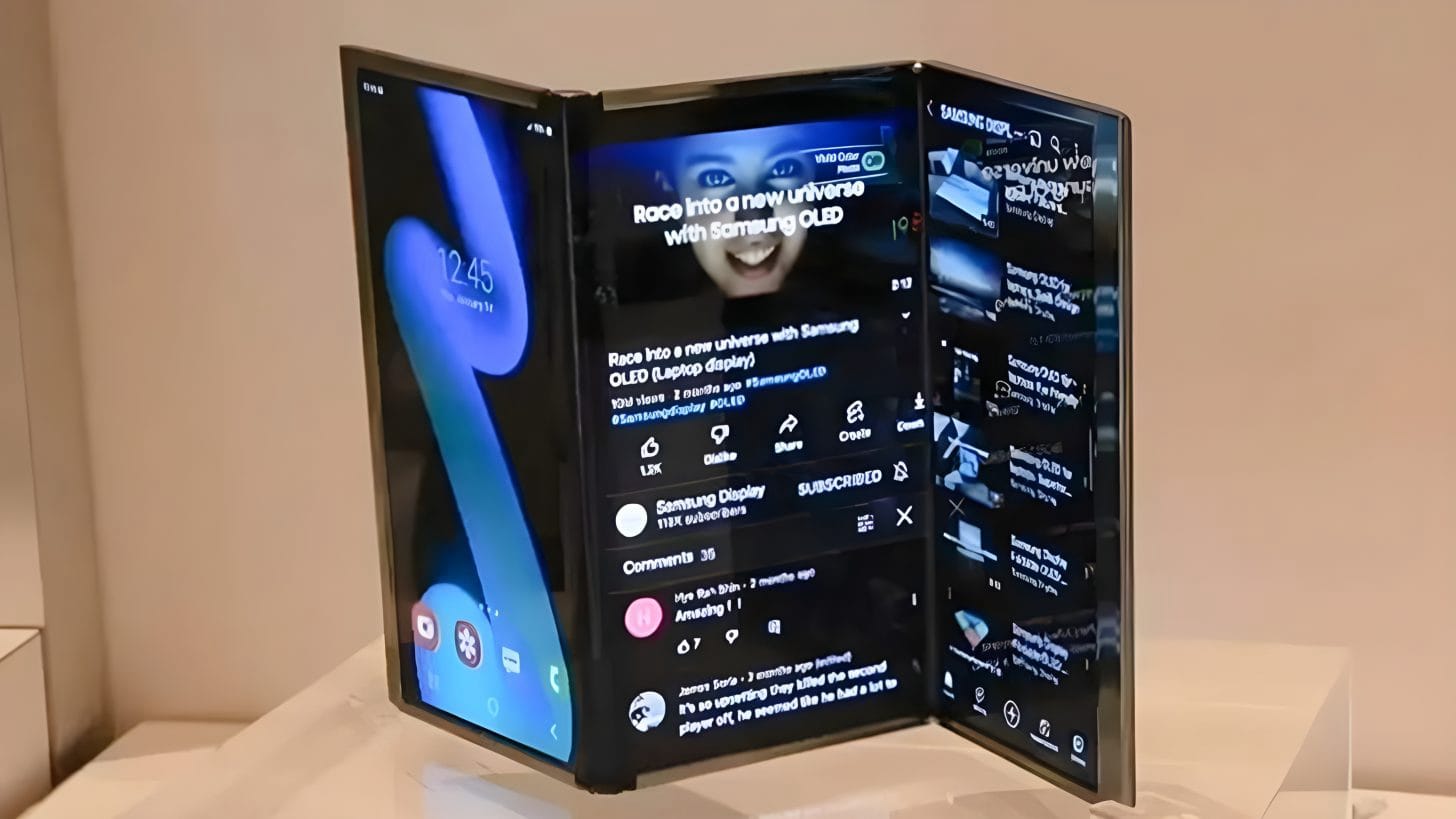 samsungun-3000-dolarlik-uce-katlanan-telefonu-her-ulkede-cikmayacak-0-qzgbj3B6 Samsung'un 3000 dolarlık üçe katlanan telefonu her ülkede çıkmayacak