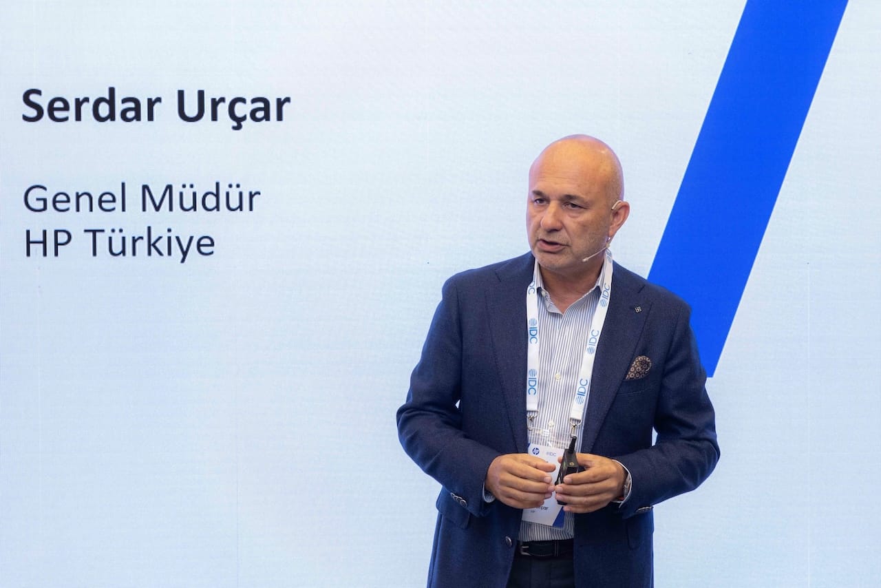 yapay-zeka-is-dunyasini-nasil-etkileyecek-hp-anlatti-0-mcDaLPdm Yapay zeka iş dünyasını nasıl etkileyecek? HP anlattı!