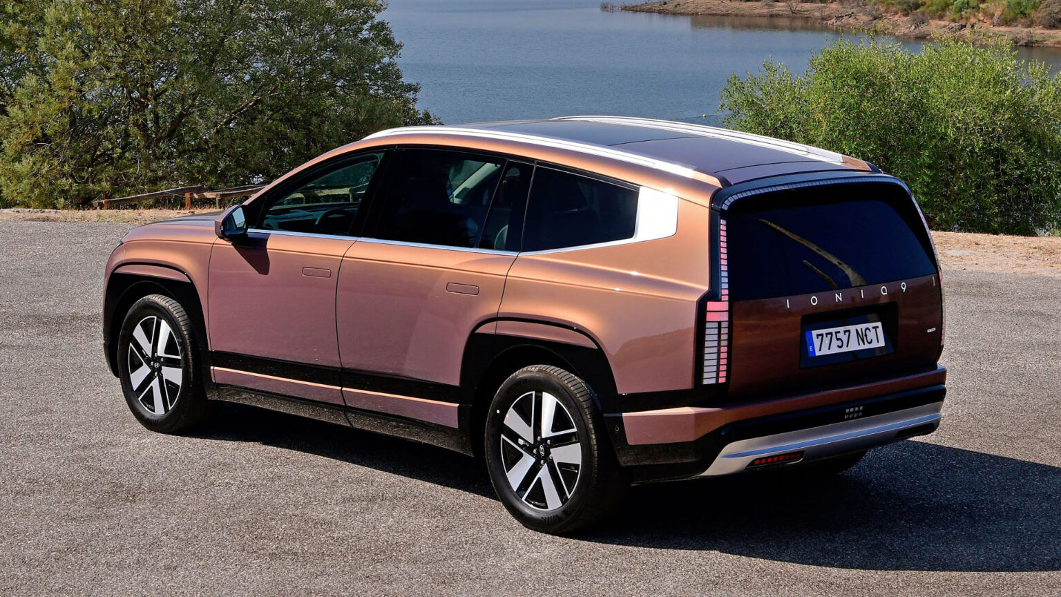 elektrikli-hyundai-ioniq-9-turkiye-fiyati-aciklandi-0-Best5RwR Elektrikli Hyundai IONIQ 9 Türkiye fiyatı açıklandı