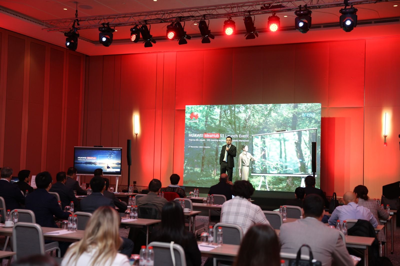 huaweiden-akilli-ofis-icin-ideahub-s3-geldi-0-OQD6BDk2 Huawei’den akıllı ofis için IdeaHub S3 geldi