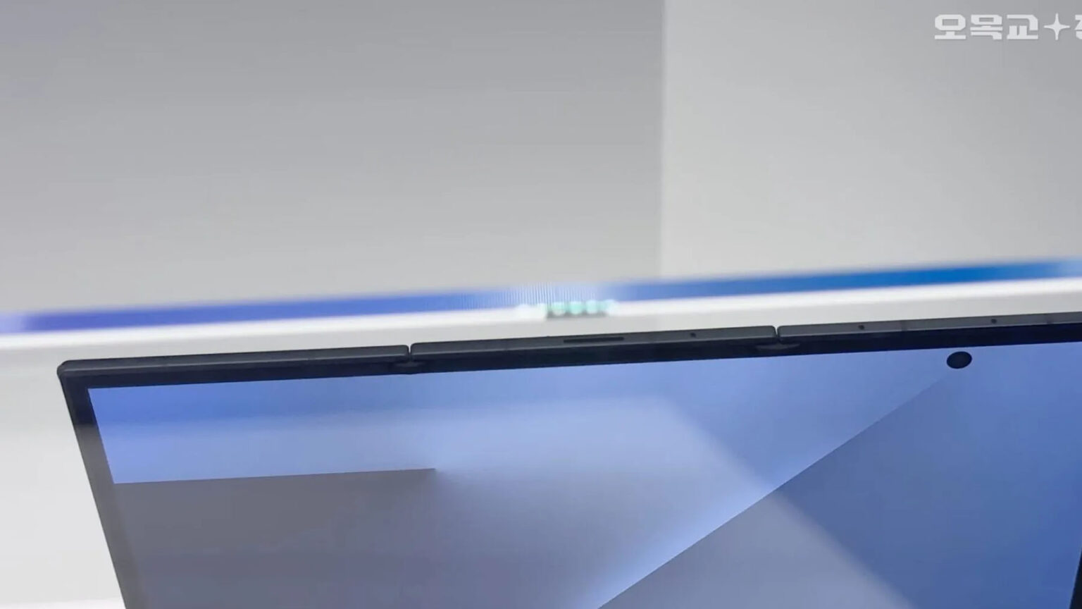 samsung-galaxy-z-trifold-icin-yeni-gorseller-paylasildi-1-eqcQMGjS Samsung Galaxy Z TriFold için yeni görseller paylaşıldı