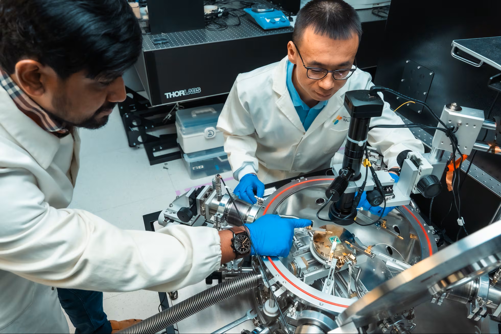 transistor-gokdeleni-dunyanin-en-yuksek-cipi-moore-yasasini-ucuncu-boyuta-tasiyor-0-NQsfDCcW Transistör gökdeleni: Dünyanın en yüksek çipi Moore Yasası’nı üçüncü boyuta taşıyor