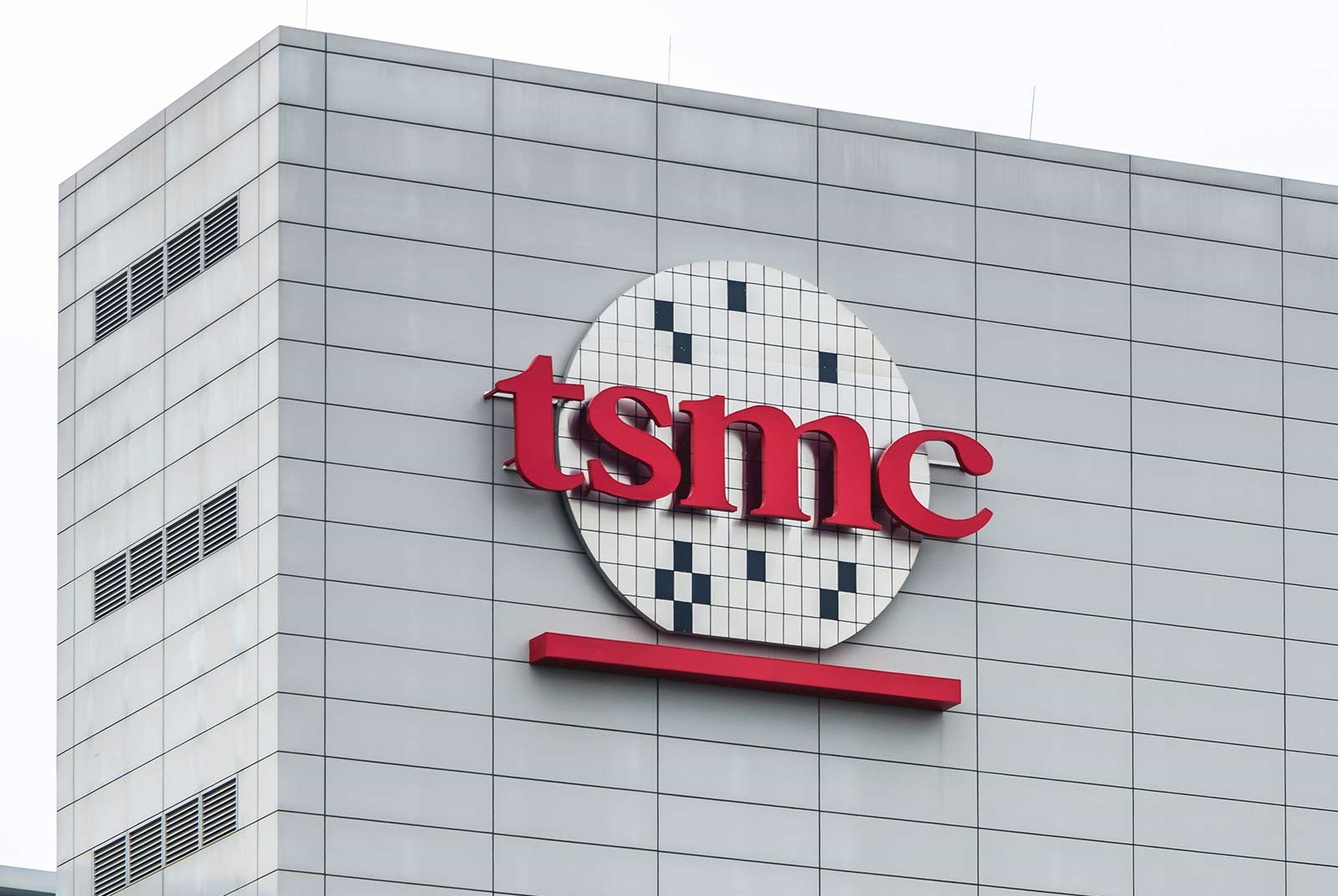 tsmc-ileri-seviye-cip-fiyatlarini-yuzde-10-artirmayi-planliyor-0-XnBUIT5i TSMC, ileri seviye çip fiyatlarını yüzde 10 artırmayı planlıyor