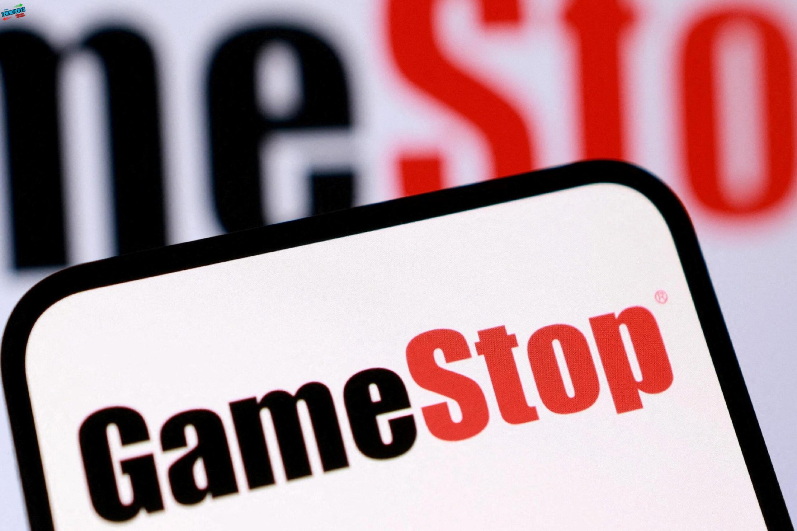 GameStop, eBay’i 56 milyar dolara satın almak için sürpriz bir atak yaptı