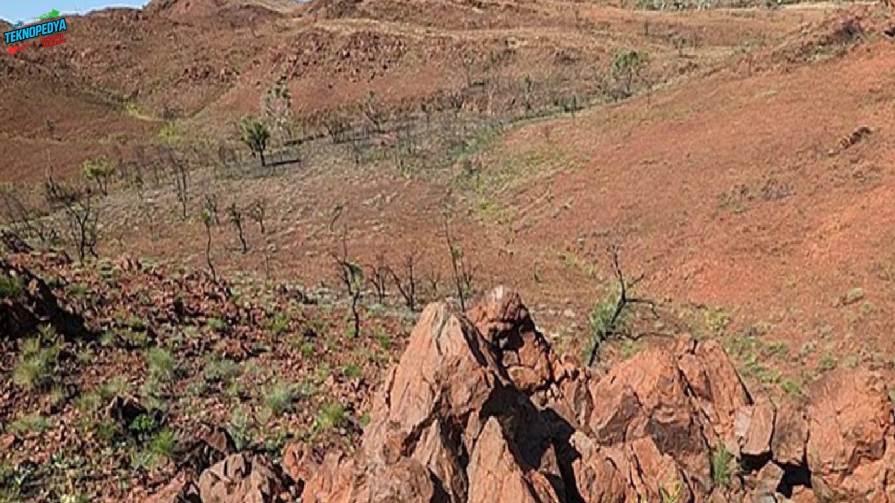 Dünya’nın en yaşlı meteor krateri Avustralya’da bulundu