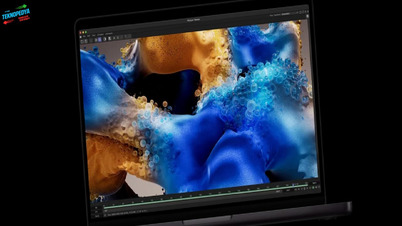 MacBook Pro Aldı 3.000 Dolar Kar Etti