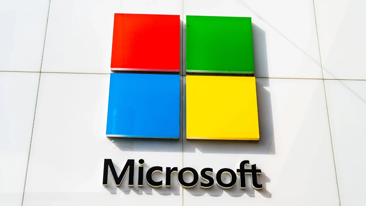 Microsoft’un Süper Uygulama Hamlesi: Tarihi Rekorlara İmza Atan Borsa Performansı