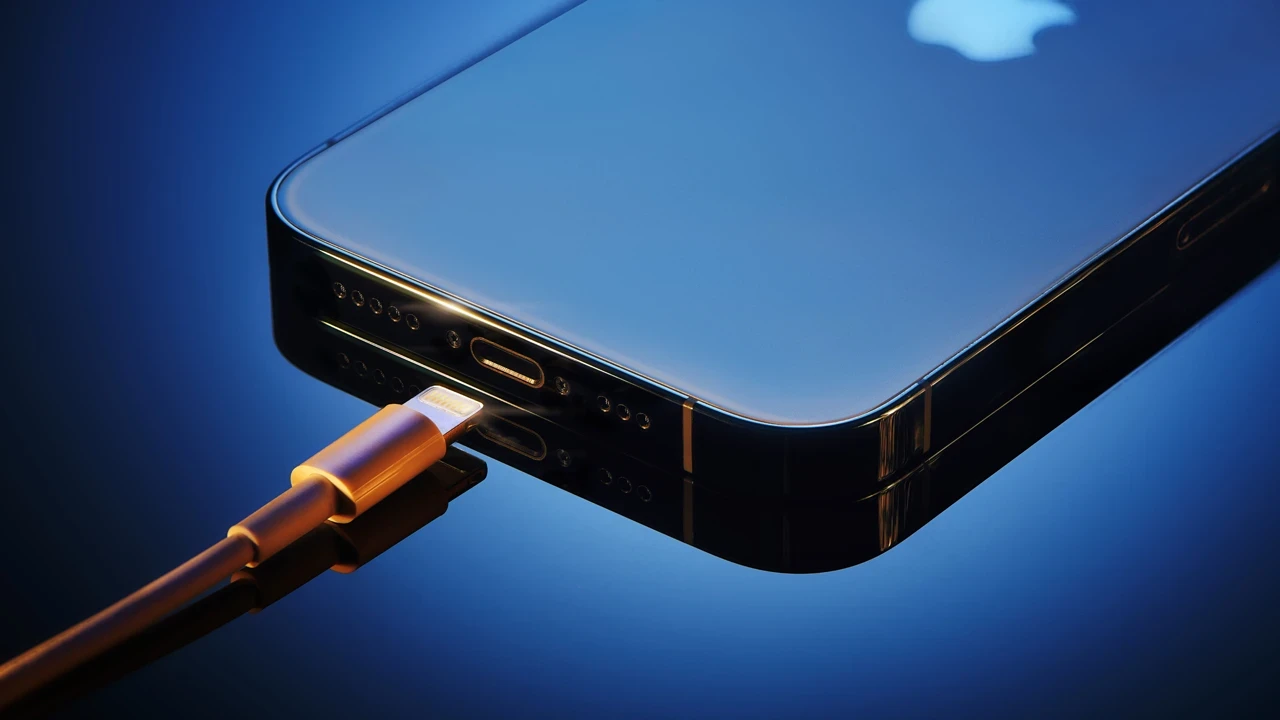 Telefonu Kapatsanız da Şarj Neden Düşüyor?