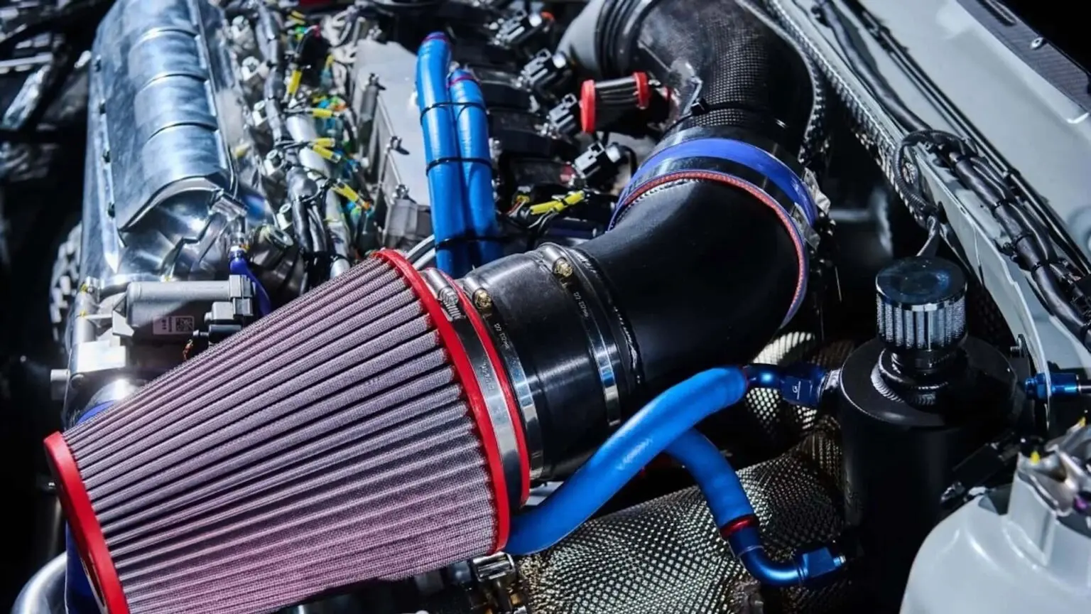 Volkswagen Mega Golf Motor Detayları