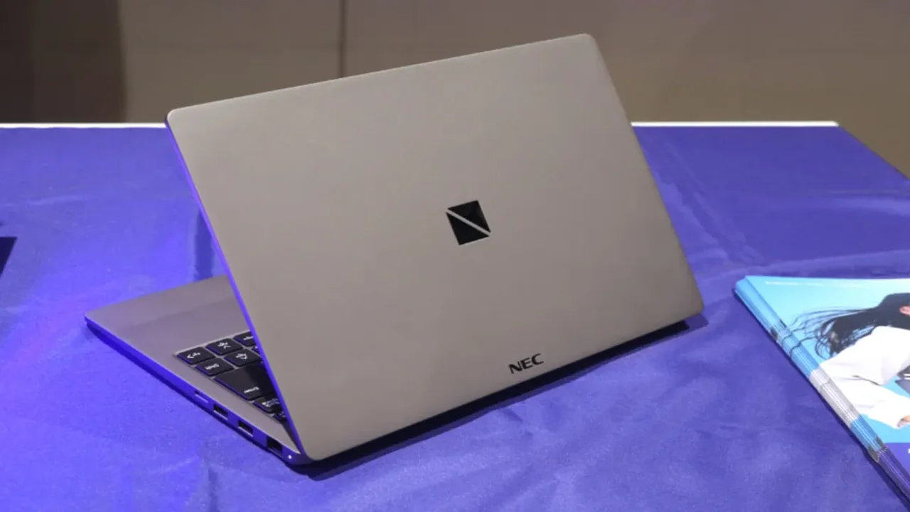 999 Gramlık Çılgın Laptop: Japonya’dan Geliştirilen Taşınabilir İmalat