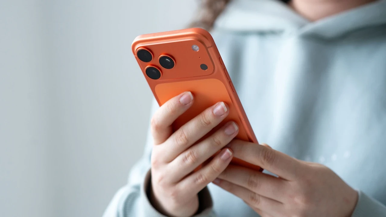 Apple’ın Özel iPhone Modeli 2026’nın Son Çeyreğinde Pazarda Olabilir