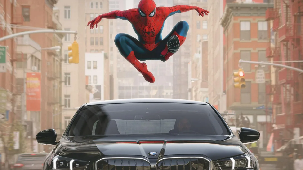 BMW Araç Ekranlarında Spider-Man Reklamı: Sürücüler Tepkili