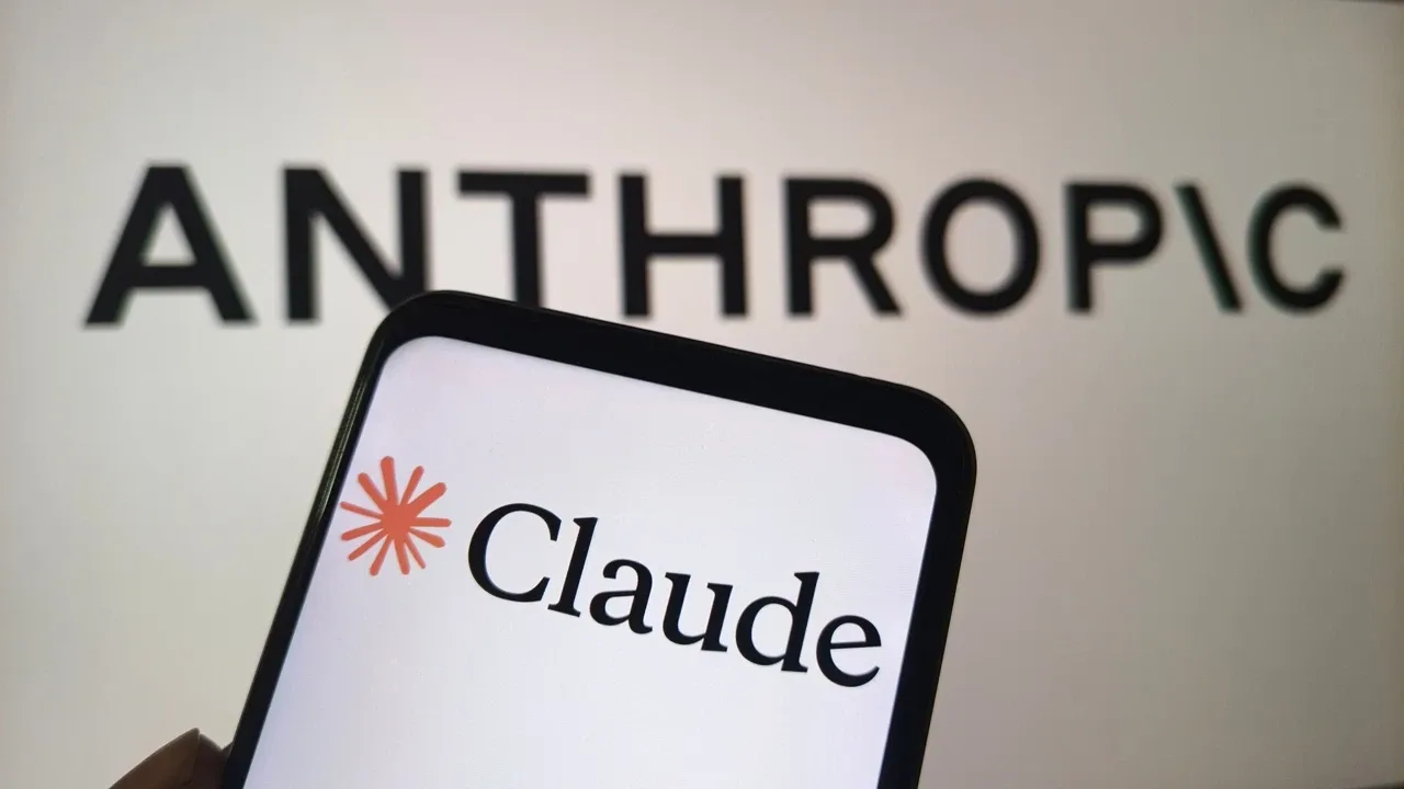 ChatGPT ve Claude, Yapay Zeka Asistanları Sıralamasında Şaşırtıcı Liderlik