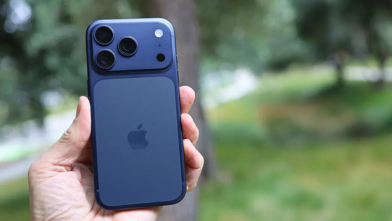 iPhone 18 Pro Max, Yeni Kamera Özellikleriyle Öne Çıkıyor