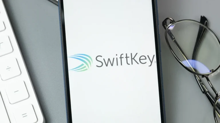 Microsoft sonunda Liquid Glass’a geçti, şikayetler gecikmedi