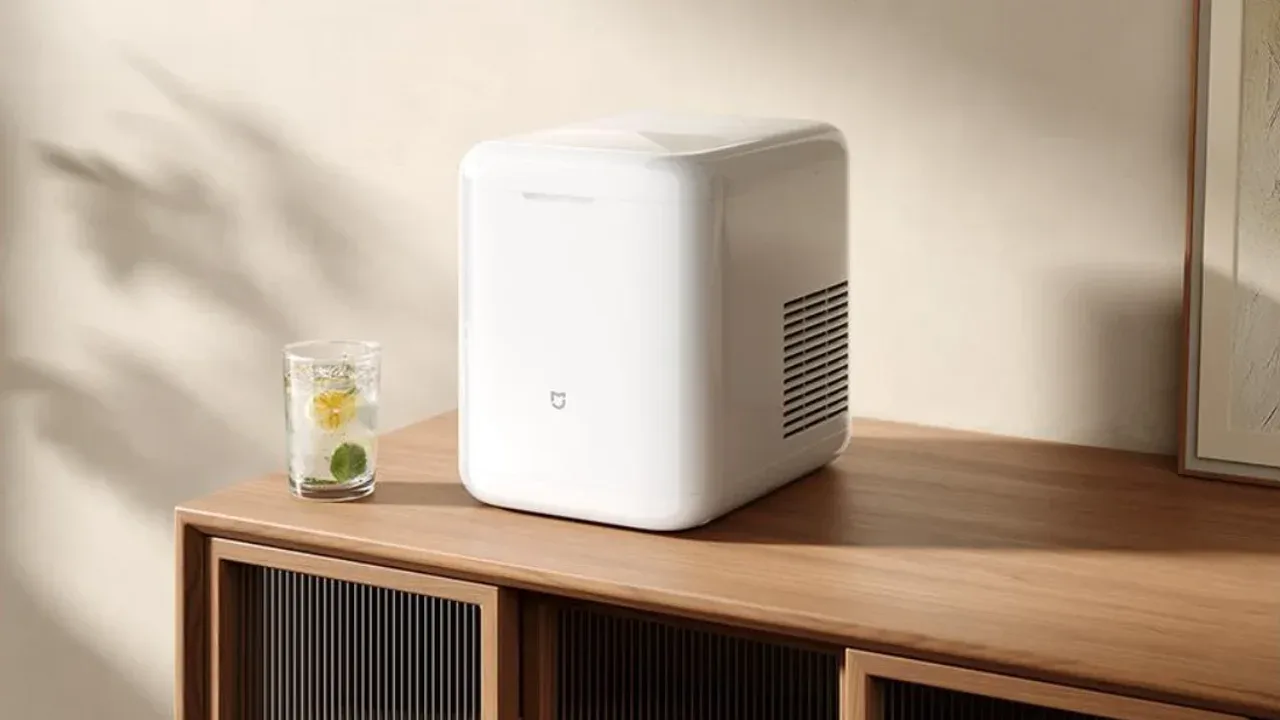 Xiaomi Mijia Yeni Taşınabilir Buz Makinesiyle 8 Dakikada Buz Üretiyor