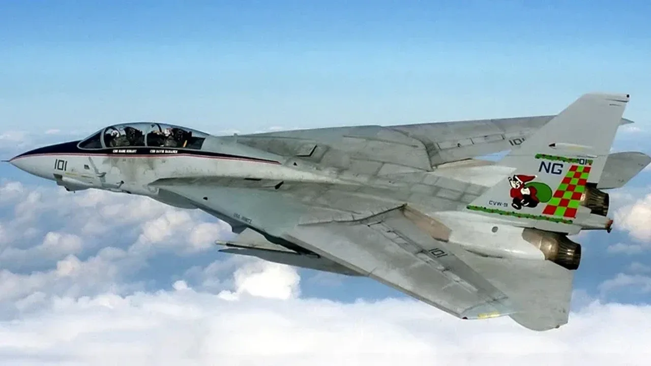 10 Eyalet Yoluyla F‑14 Tomcat’in Colorado’ya Taşınması