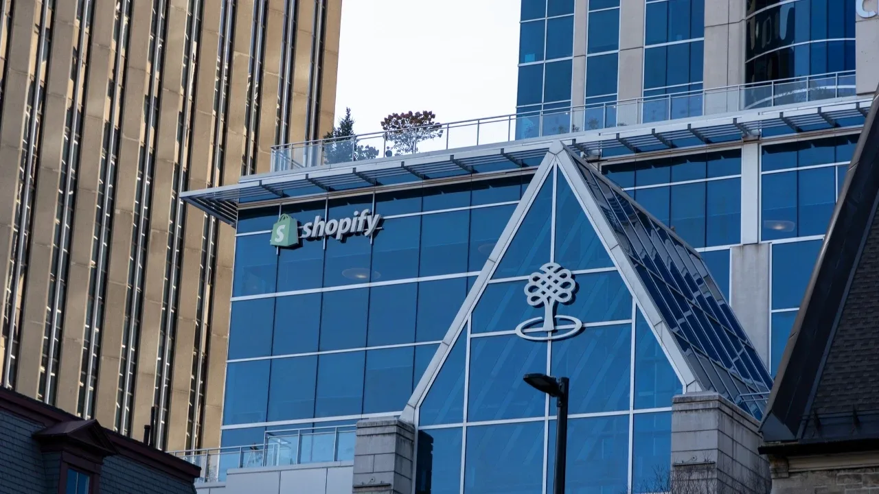 Shopify, AI Ajanlarının Satın Alma İşlemini Tamamlamasına İzin Veriyor