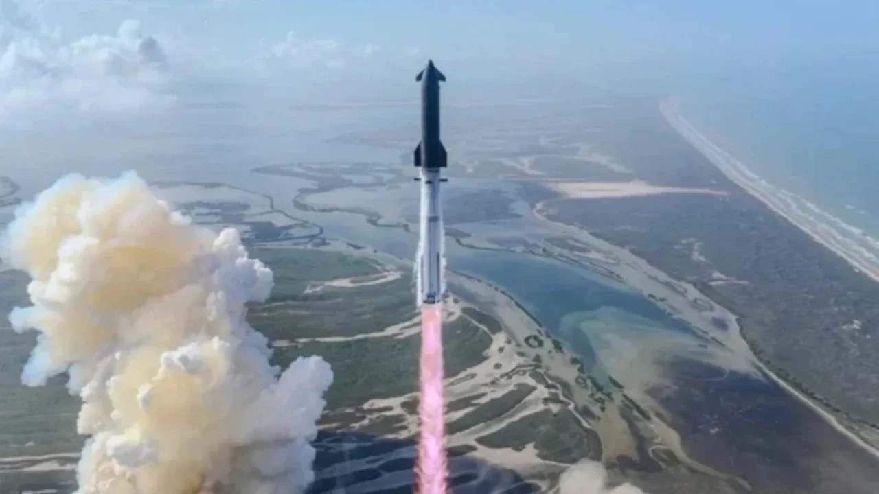 Starship ilk kez yörüngede: 10 saatlik görev neden erken bitti?