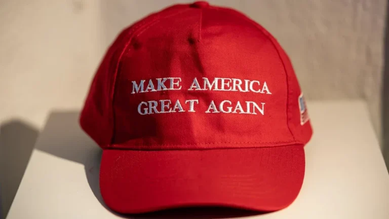Trump, Yapay Zeka Terminolojisini Değiştirmek İçin Planlar Sunuyor