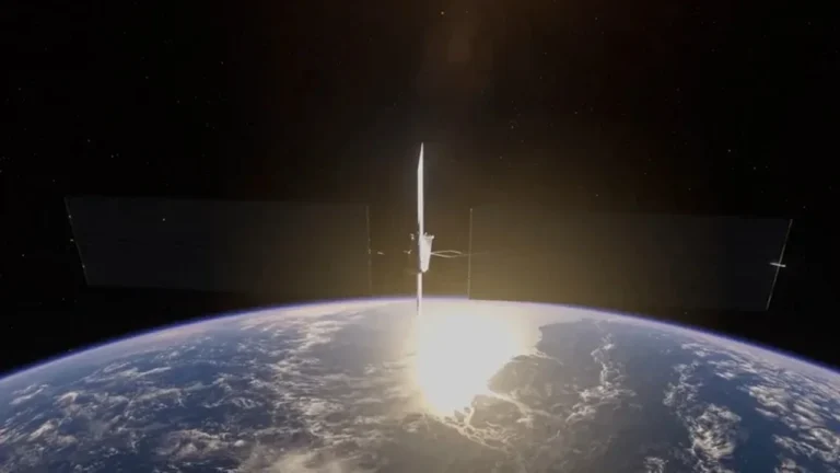 SpaceX’in Starmind Projesi: İlk Uydular 2027’de Yörüngede