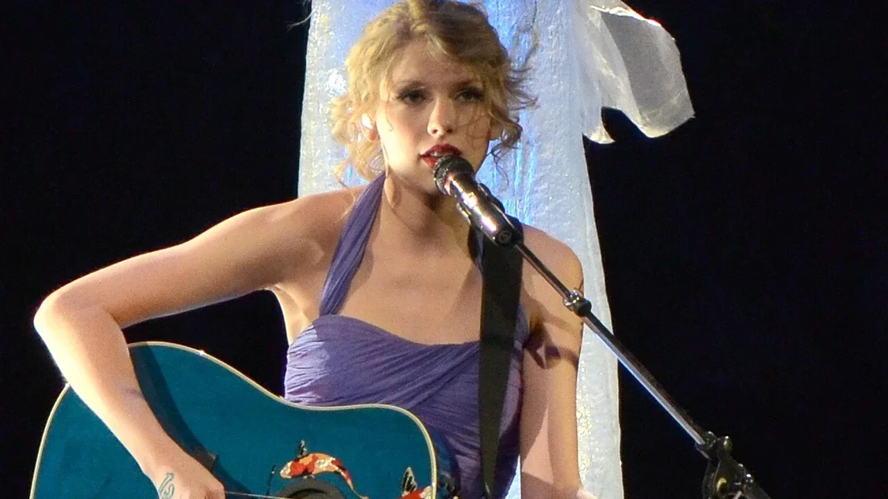 Taylor Swift’in Şarkılarında Gizli Kalıp: 123 Bin Kelimeyle Açığa Çıktı
